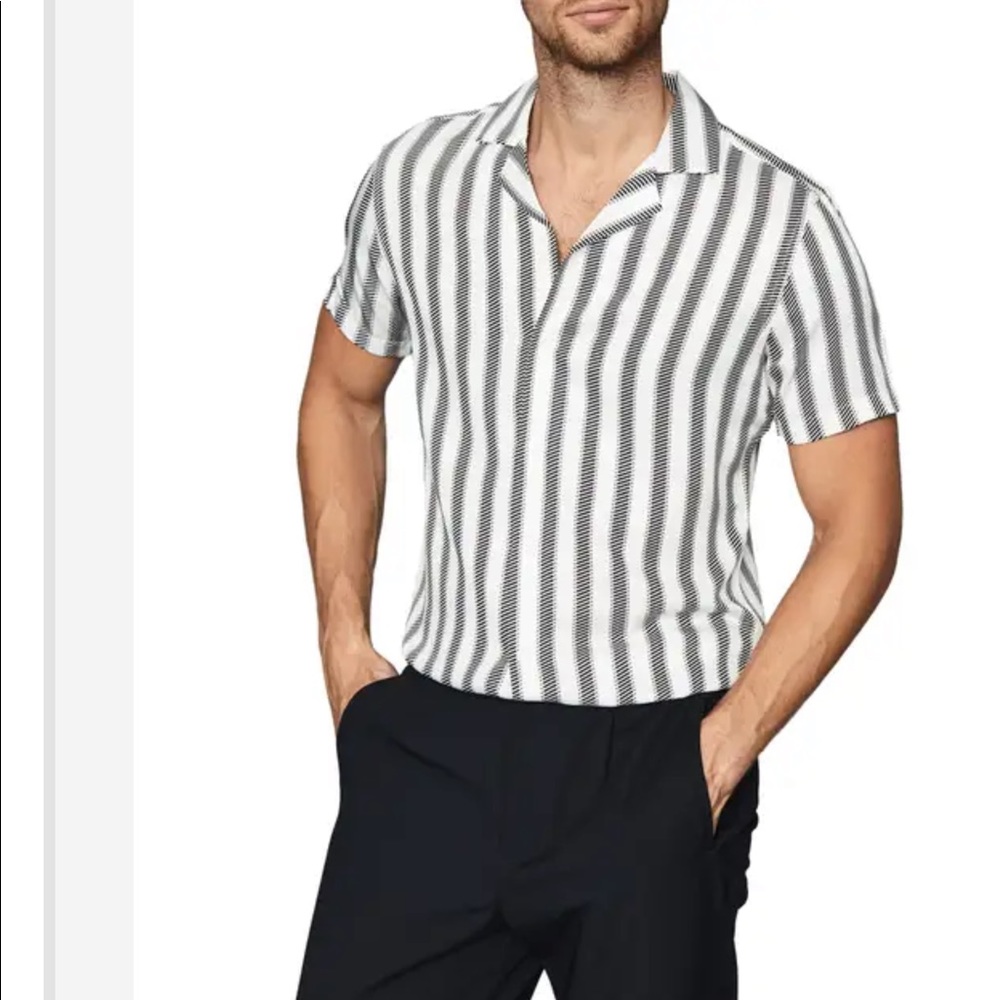 *Host Pick* Reiss means shirt half sleeves Size XXL Pit to Pit  23” Brand new wi